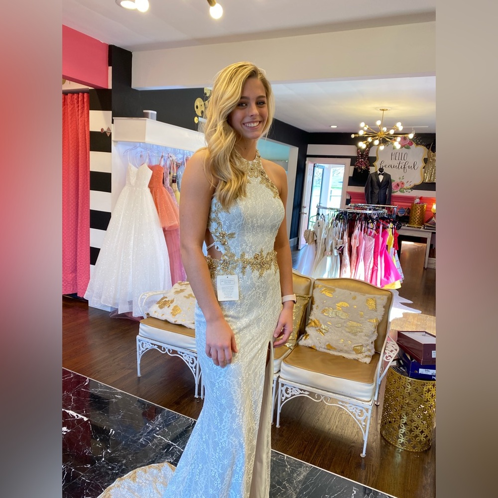 Stunning prom dress